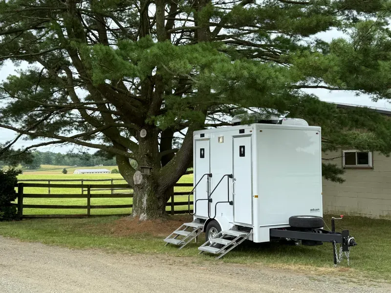 Luxury Restroom Trailer (2 Stalls)